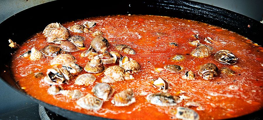 Thu - Nov 7, 2013 photo Snails-in-hot-chili-sauce_zps467e16ca.jpg