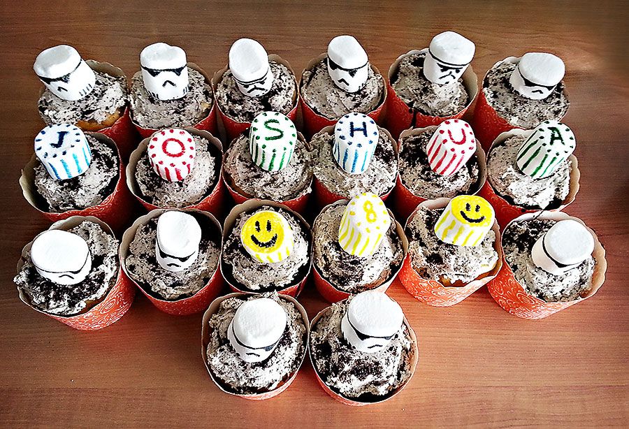1.29, Storm Trooper Cupcakes