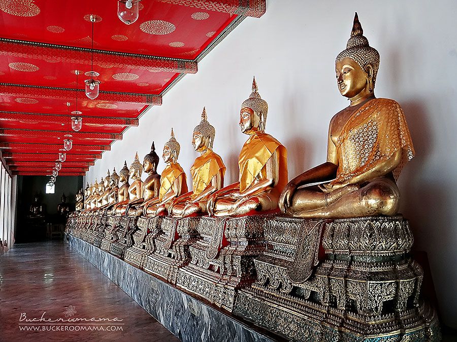 5.18.2012, A row of Buddhas (Bangkok. Thailand)