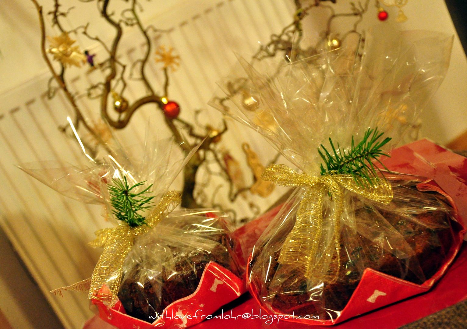 13.12.11, I have been busy baking and gifting Indian plum cakes to all my friends in Lohr.