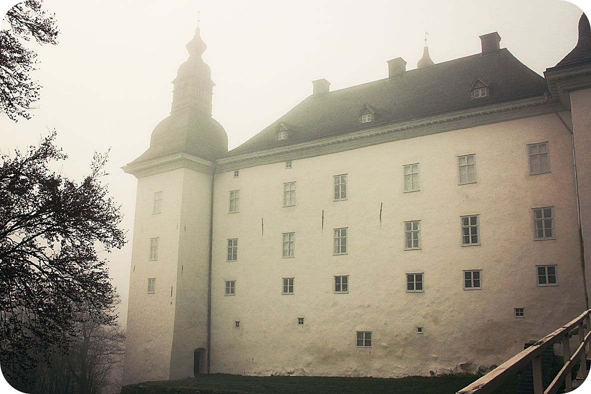 12.2, ThereÂ´s a bunch of old castles in my parts of Sweden - I love them all!