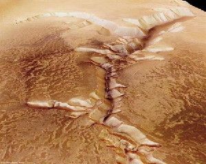 The High-Resolution Stereo Camera (HRSC) on board ESA's Mars Express has returned images of Echus Chasma, one of the largest water source regions on the Red Planet.