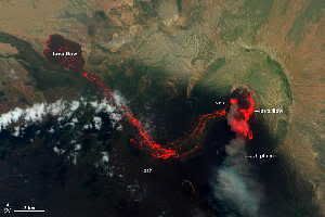 Lava Flows at Nabro Volcano, Eritrea (June 29, 2011). (Credit: NASA Earth Observatory image by Robert Simmon, using EO-1 ALI data)