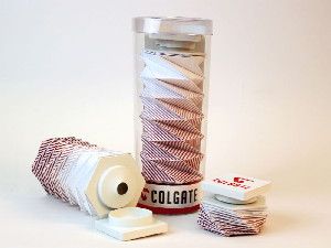 Nicole Pannuzzo has redesigned the Colgate toothpaste tube.