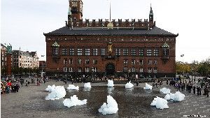 An artistic arrangement of ice from Greenland went on display outside Copenhagen's city hall ahead of the IPCC meeting