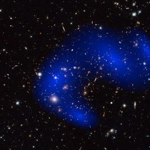 Galaxy cluster MACS J0717.5+3745 with dark matter map.